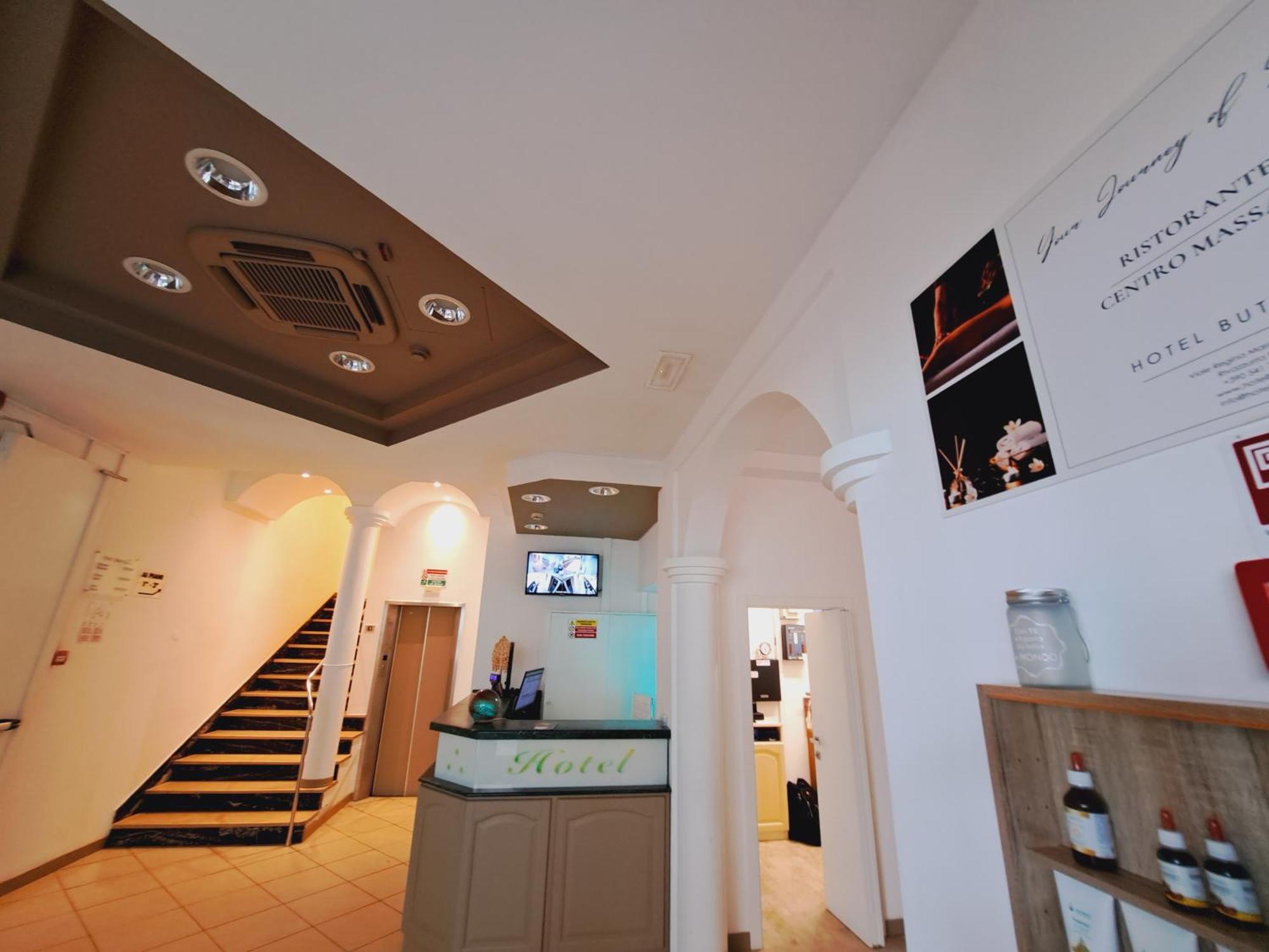 Hotel Butterfly Wellness & Spa Rimini Exteriör bild