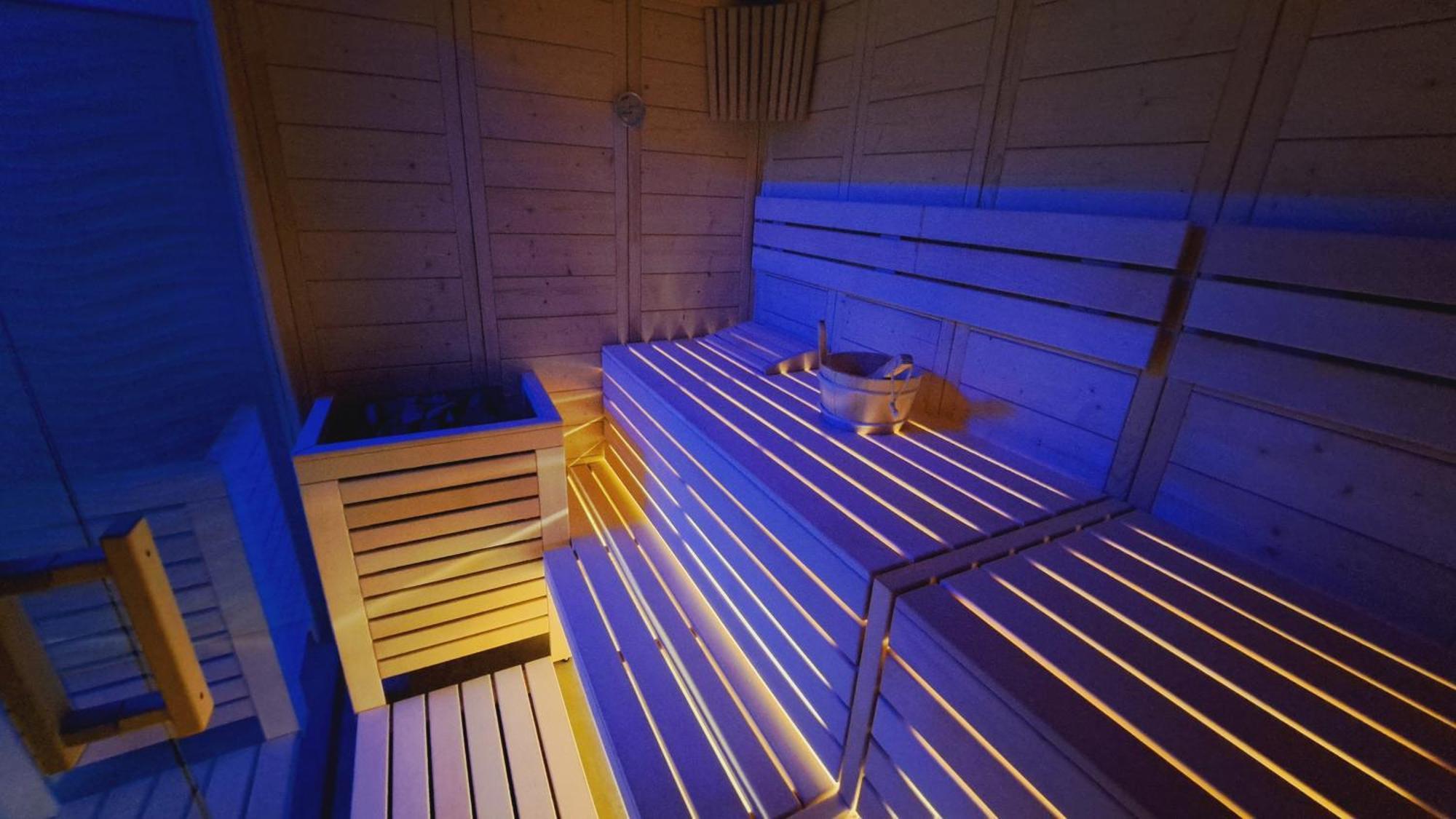 Hotel Butterfly Wellness & Spa Rimini Exteriör bild